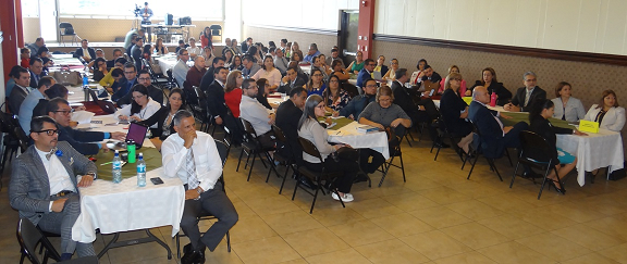 Personas recibiendo taller sobre temas de la jurisdicción laboral